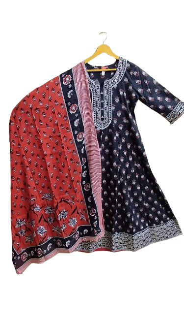 Black 3 Piece Cotton Kurti Set with Aari, sequence & Embroidery Work